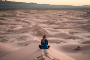 Zaproszenie na warsztaty “Dobrostan i mindfullness w teorii i praktyce”